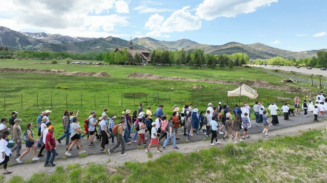 Peregrinos en la Ruta Serra occidental del proceso de la Peregrinación Eucarística Nacional a través de la Diócesis de Salt Lake City del 31 de mayo al 5 de junio de 2024. (OSV News/Anthony Mazur, cortesía de la Peregrinación Eucarística Nacional)