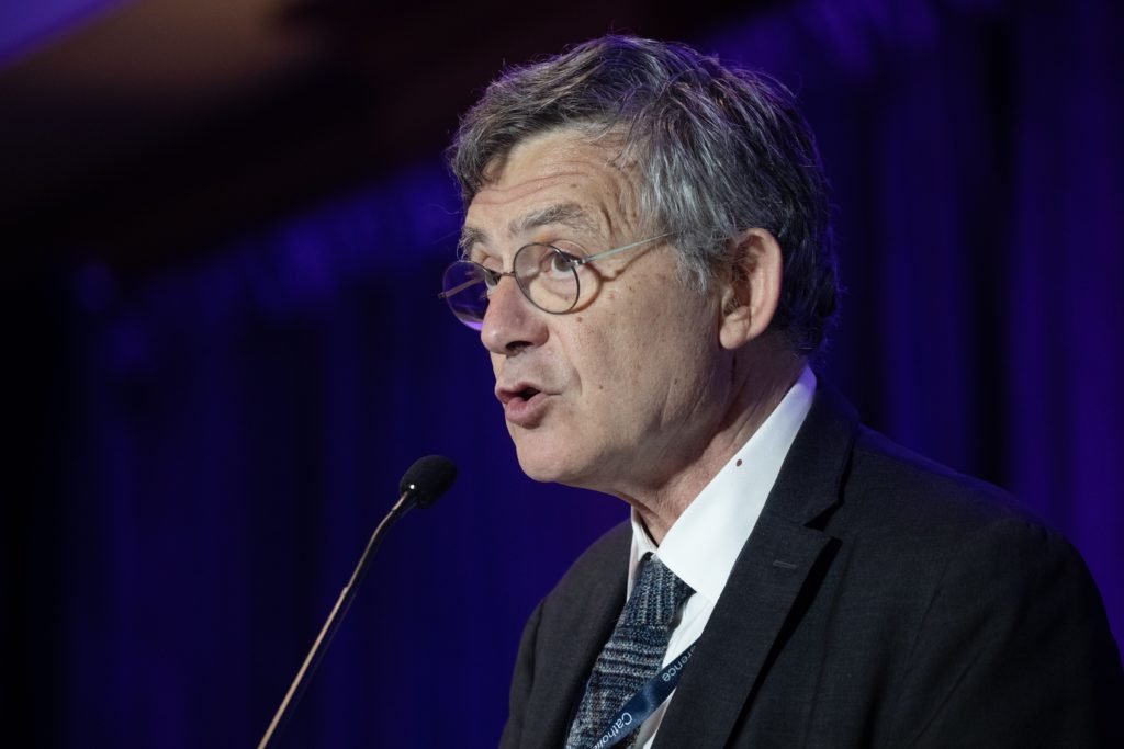 Paolo Ruffini, jefe del Dicasterio Vaticano para la Comunicación, habla el 21 de junio de 2024, durante la Conferencia de Medios Católicos en Atlanta. (Foto OSV News/Bob Roller)