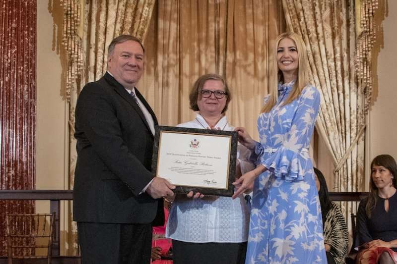 US Secretary of State Michael Pompeo and Presidential advisor Ivanka Trump present a certificate to Sister Gabriella Bottani. State Department photo by Ron Przysucha / Public Domain.
