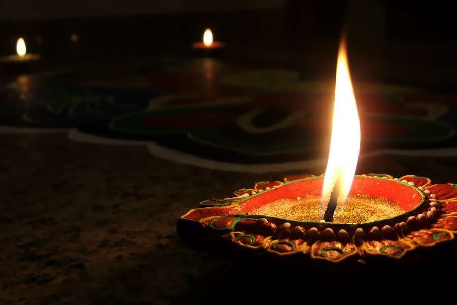 Lights for the celebration of the Hindu festival Diwali. (Credit: Abhinaba Basu via Flickr /CC BY 2.0).