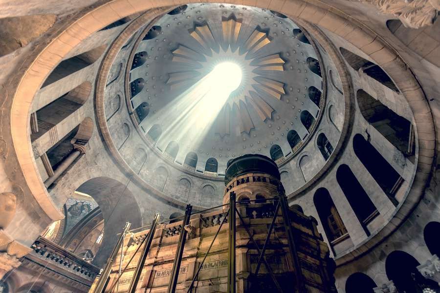Scientists: Jesus' tomb faces major risk of collapse