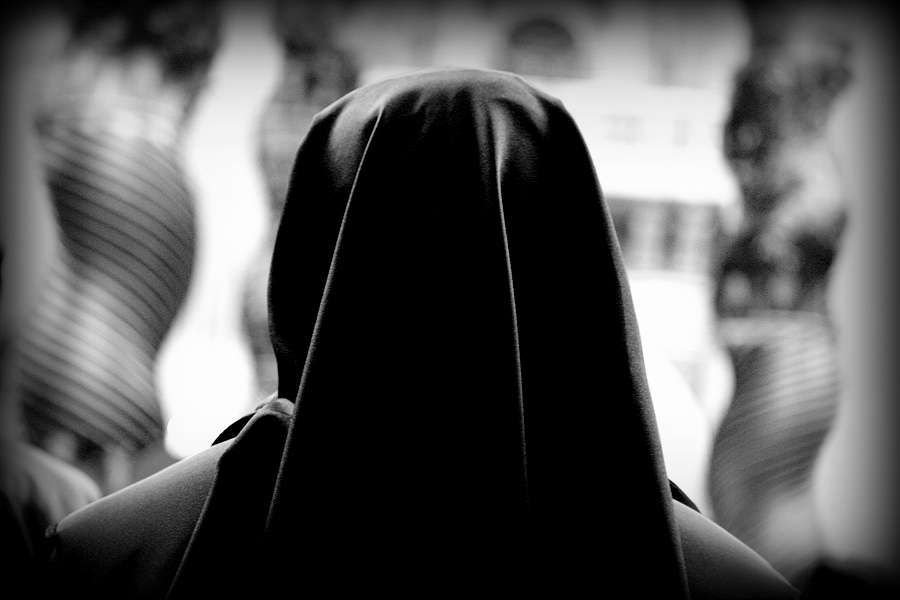 Nun at the prayer vigil for consecrated life in St. Peter's Square
