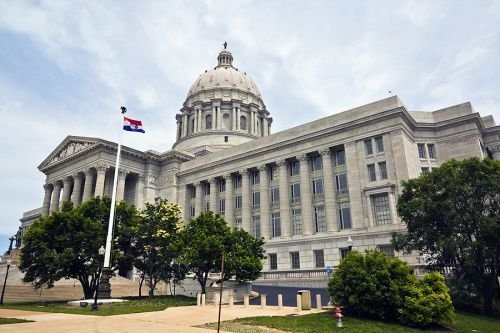 Missouri State Capitol which houses the legislative and executive branches of the government. Credit: Henryk Sadura via www.shutterstock.com.