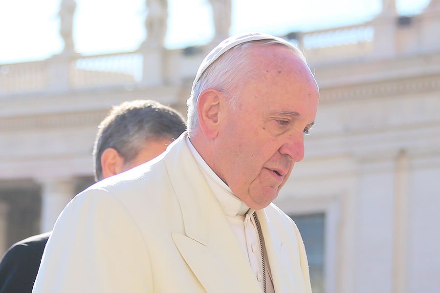 Pope Francis grieves over deadly train crash in Italy