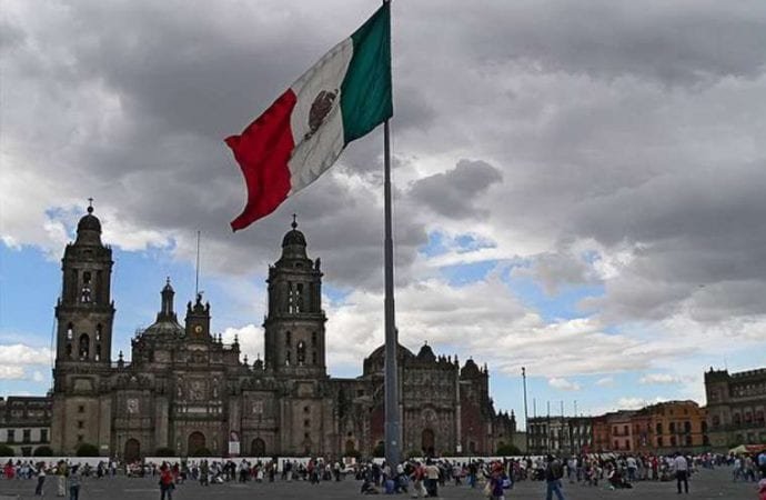 Flag of Mexico. (Sault Trabanca/Flickr via Crux)