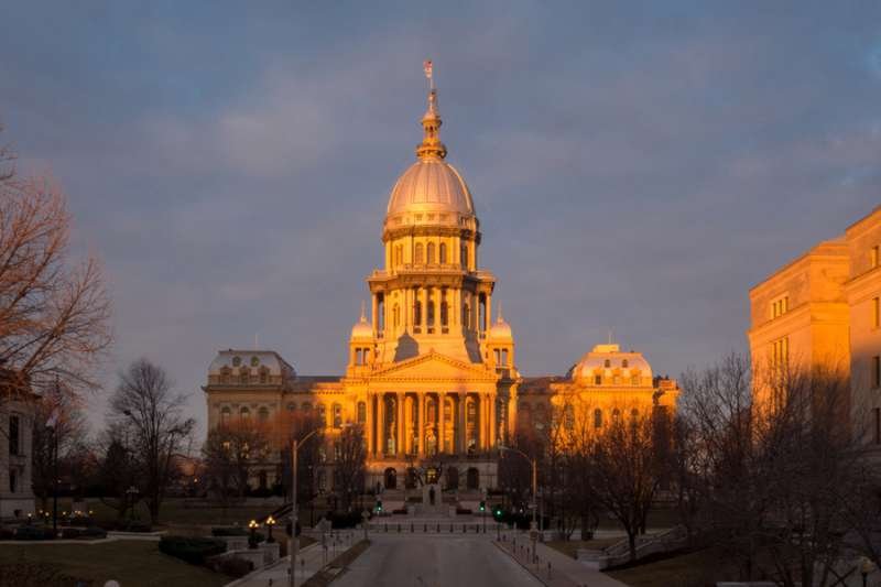 Illinois state capitol. Credit: E Fehrenbacher / Shutterstock.
