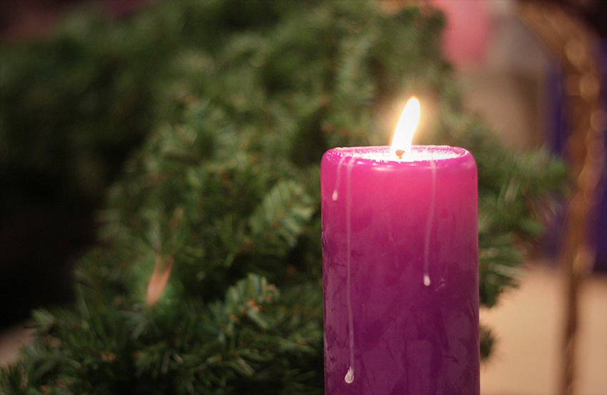 Advent Candle (photo/Kevin Theriault)