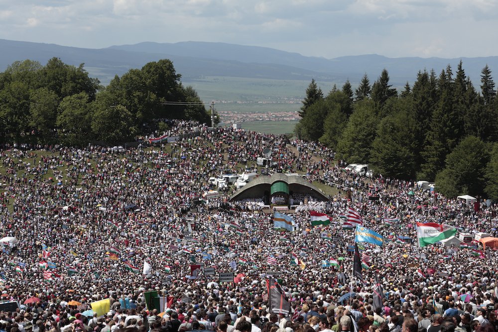 Pope Francis will visit the region's largest Marian shrine in Romania June 1