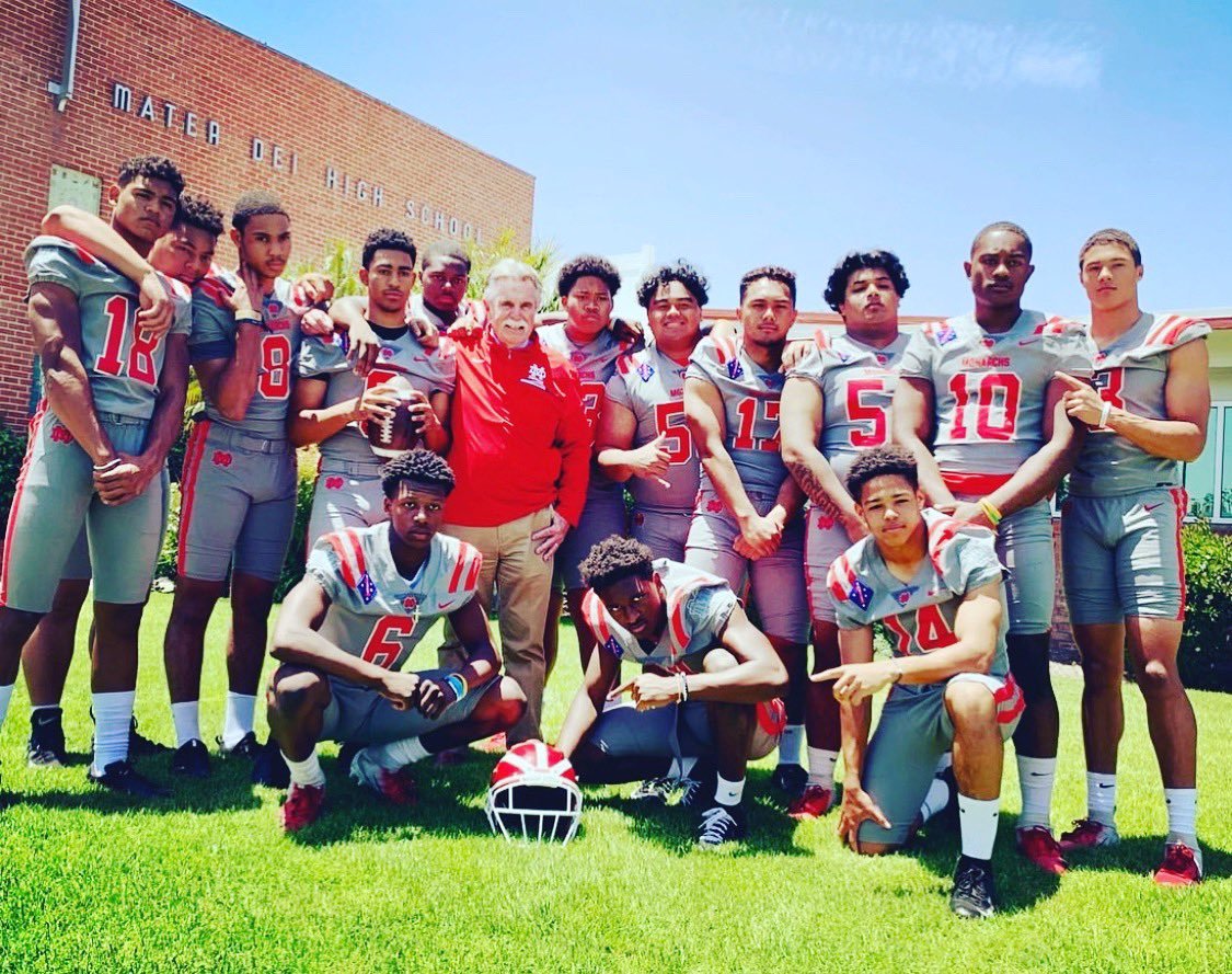 Mater Dei football walloped Centennial (AZ)