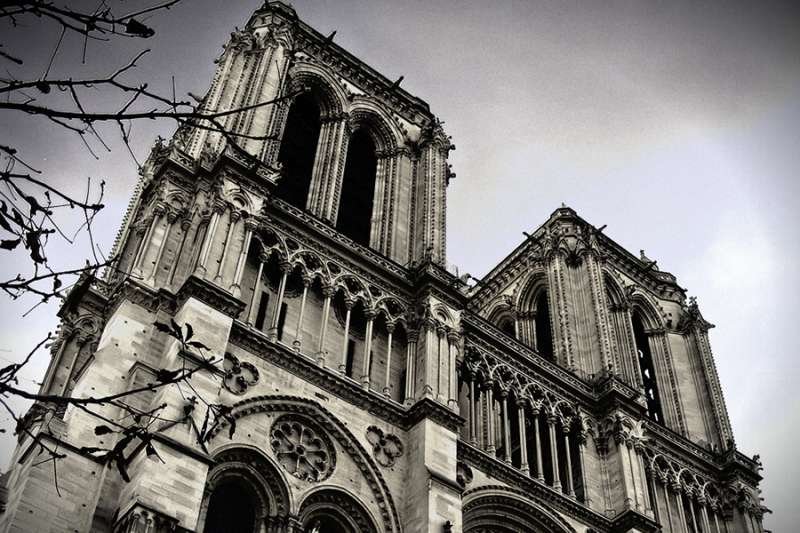 Notre-Dame de Paris. Credit: fa73 via Flickr (CC BY NC 2.0) filteradded.