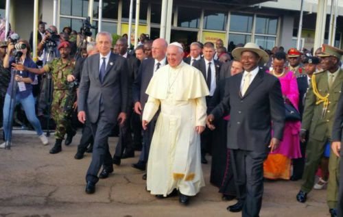 Pope Francis arrives in Uganda. Credit: Martha Calderon / CNA.