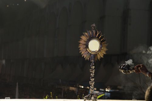 Credit: Elisa Pires via JMJ Rio 2013 via Flickr (CC BY-NC-SA 2.0).