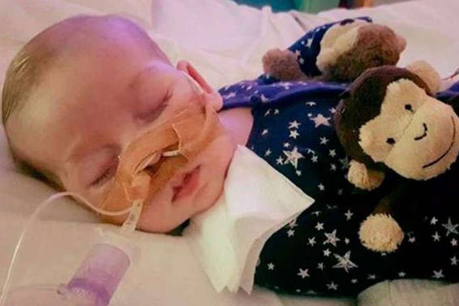 London hospital seeks another hearing in Charlie Gard case