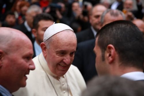 Pope Francis greets faithful before mass outside of Istanbul's Cathedral of the Holy Spirit. Credit: Daniel Iba√±ez/CNA.