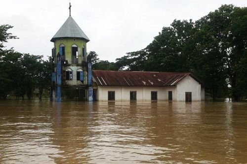 Church submerged in flood waters in Myanmar in Aug 2015. Credit: Fr. Bosco Saw.