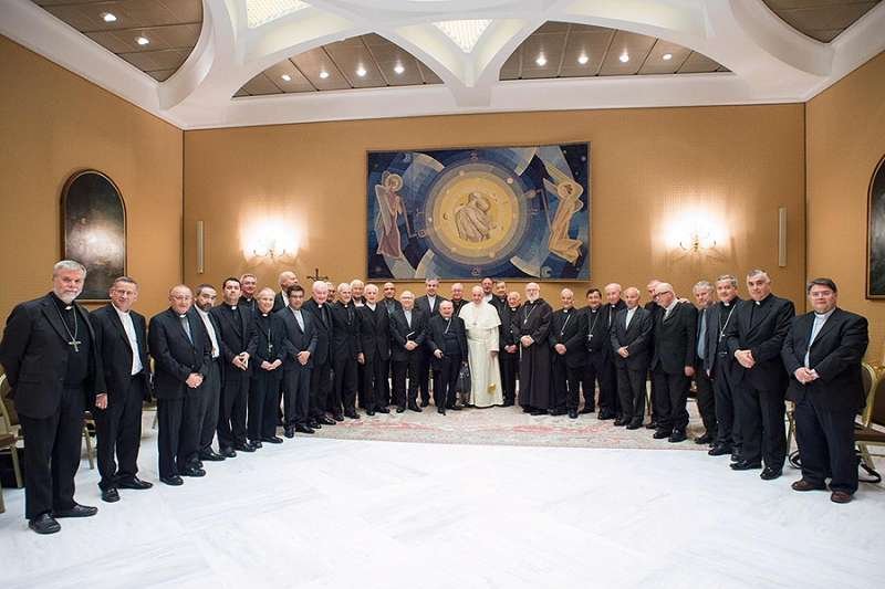 Pope Francis with Chilean bishops