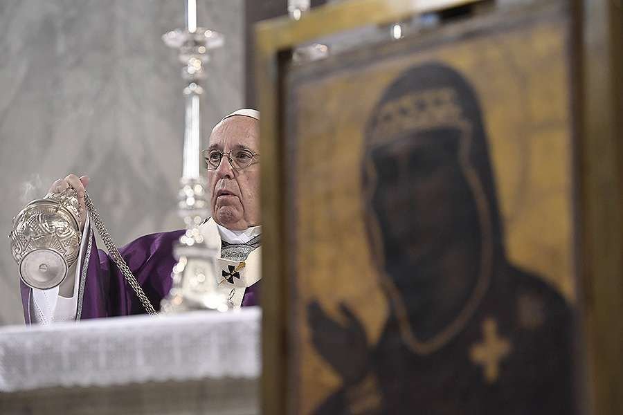 Pope Francis celebrates Ash Wednesday Mass at Basilica Santa Sabina