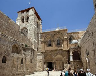 Church of the Holy Sepulcher. Courtesy Israel Ministry of Tourism.