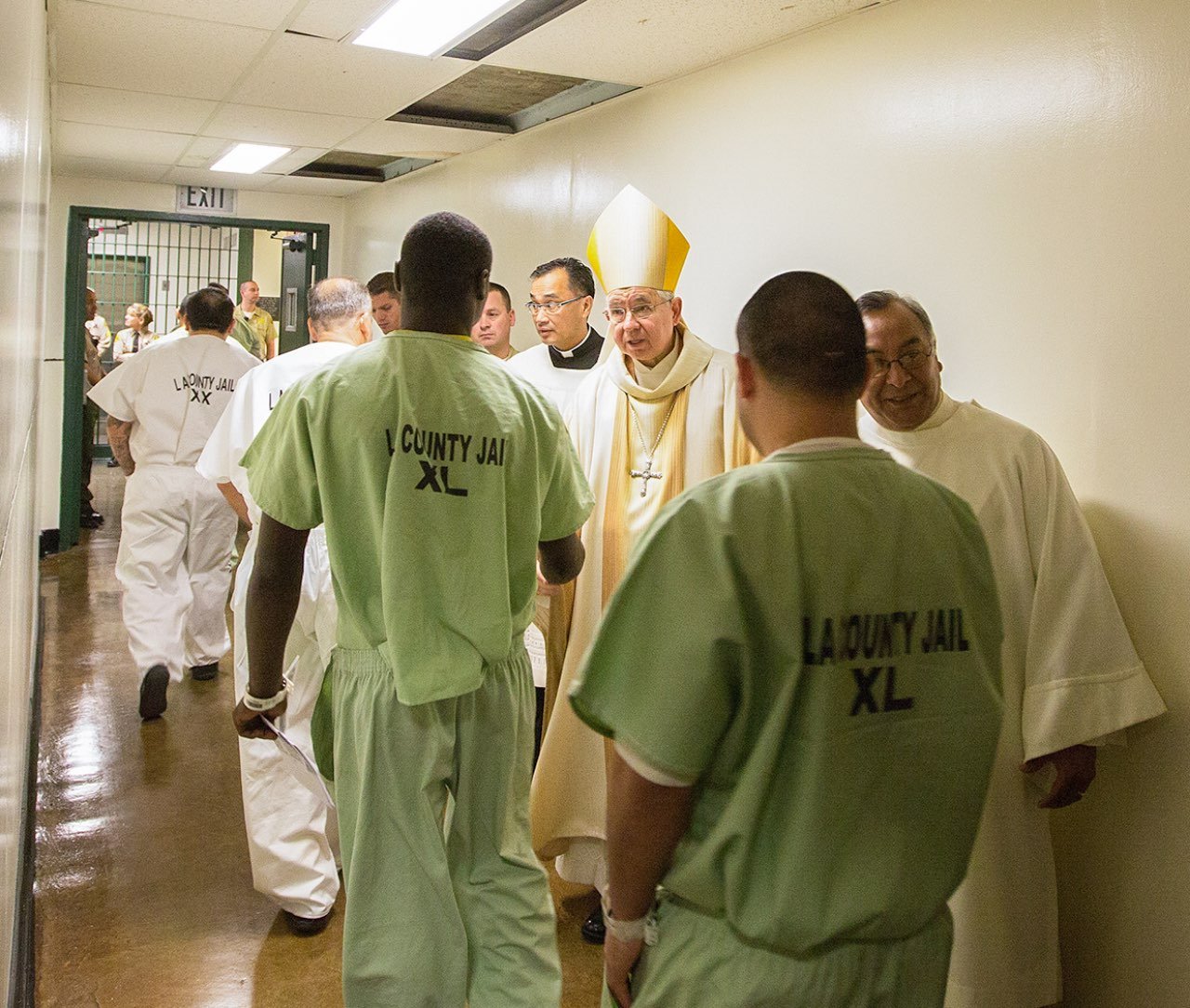 Archbishop Gomez greets prisoners at LA County Jail. (PHOTO COURTESY OFFICE OF LIFE