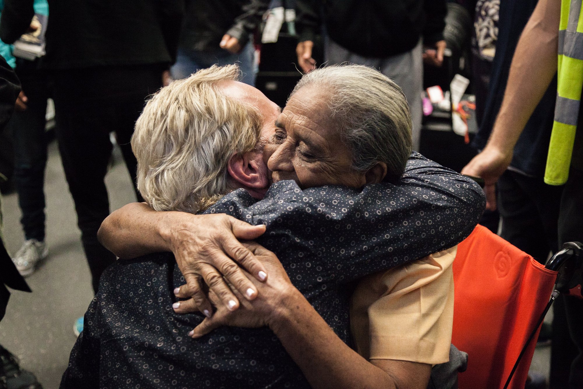 Charles Sabine and Dilia Oviedo Guillén hug each other. (PIER PAOLO LISARELLI/DANCING AT THE VATICAN)