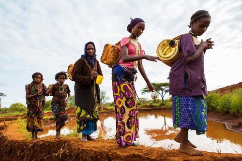 African women. Credit: Martchan via www.shutterstock.com.