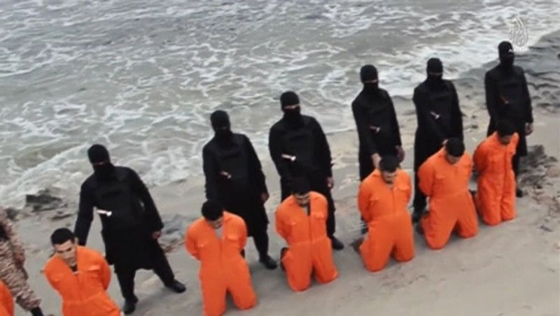 Isis beheads captives