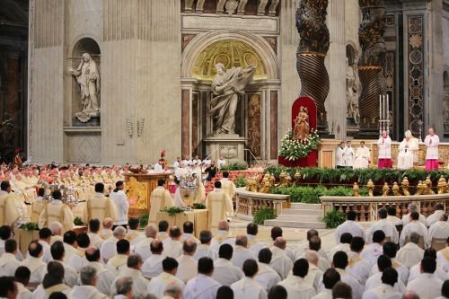 Pope Francis celebrates Holy Thrusday's Chrism Mass in St. Peter's Basilica April 2