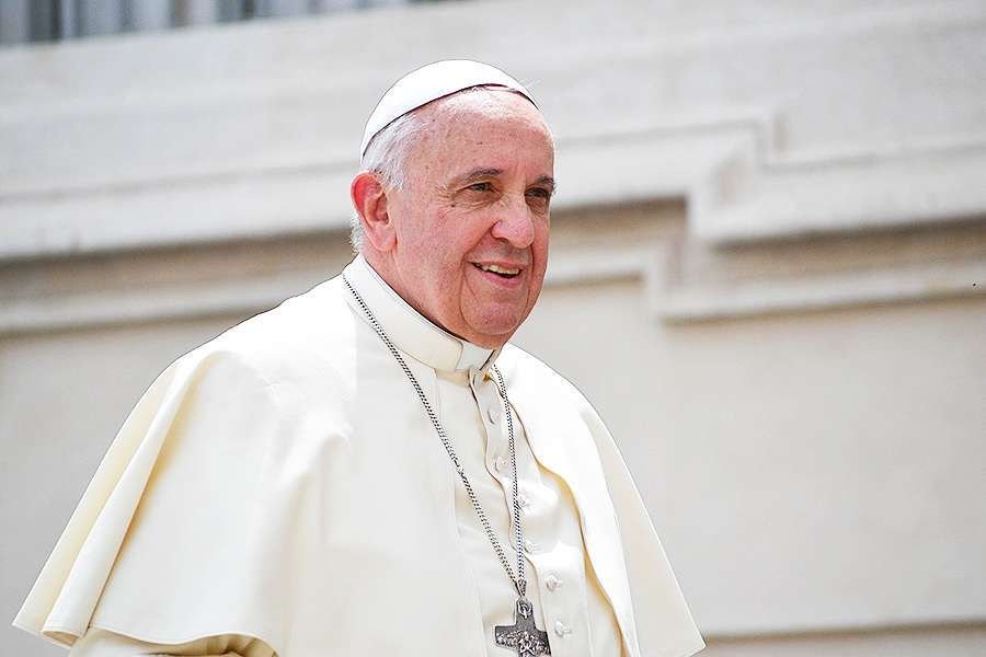 Pope Francis in St. Peter's Square in May 2014 (Credit: Daniel banez/CNA)