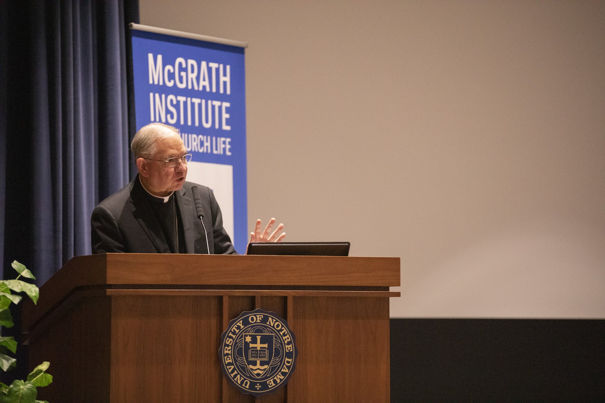 Archbishop Gomez delivers the keynote address at the University of Notre Dame's McGrath Institute for Church Life. (SARAH YAKLIC)