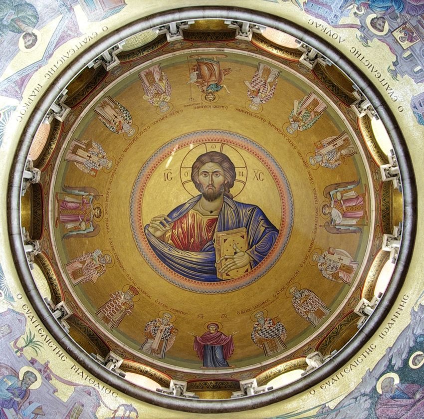 Jesus depicted on the dome of the Holy Sepulchre in Jerusalem. (photo/Berthold Werner)
