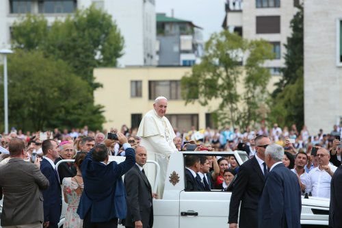 Pope Francis greets crowds in Tirana