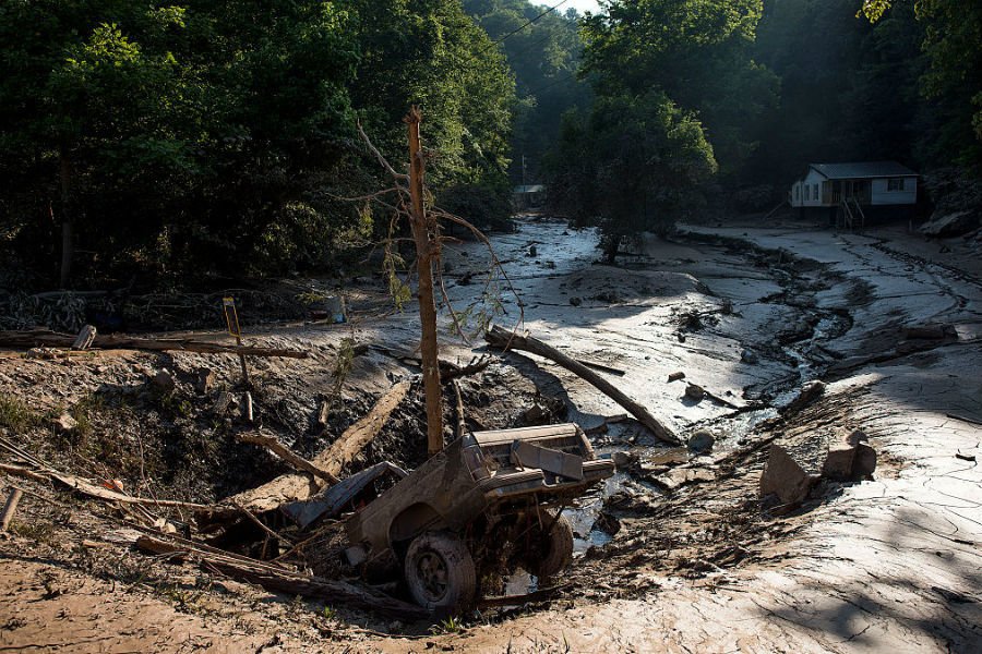 Aftermath of West Virginia floods. Credit: Ty Wright / Getty Images.