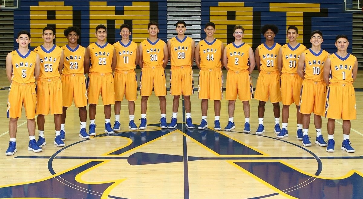Bishop Amat High School's Varsity basketball team. (Photo courtesy of bishopamat.org)