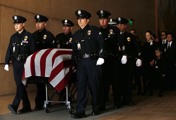 memorial-09