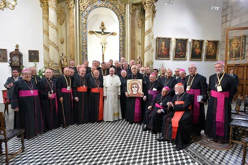 Pope Francis meets with the Chilean bishops in the sacristy of the Santiago Metropolitan Cathedral