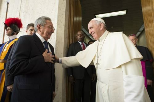 Pope Francis meets Cuban president Raul Castro at the Vatican