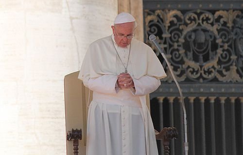 Pope Francis meets with parents of American student killed in Rome