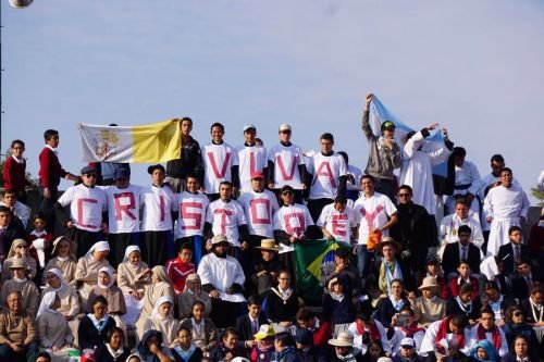Pilgrims await the Pope in Morelia