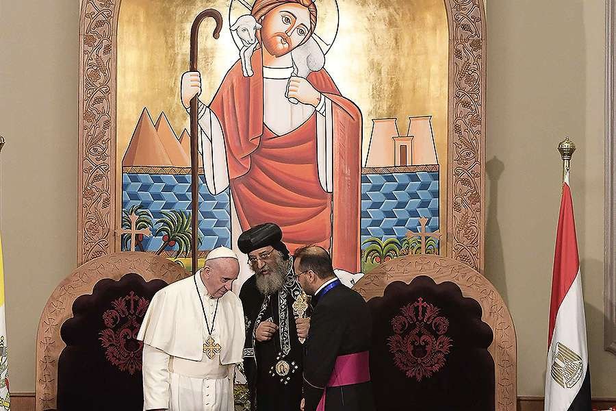 Pope Francis with Pope Tawadros II of Alexandria in Cairo
