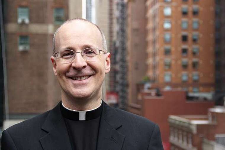 Fr. James Martin, SJ. (Kerry Weber via Wikipedia cc 4.0)