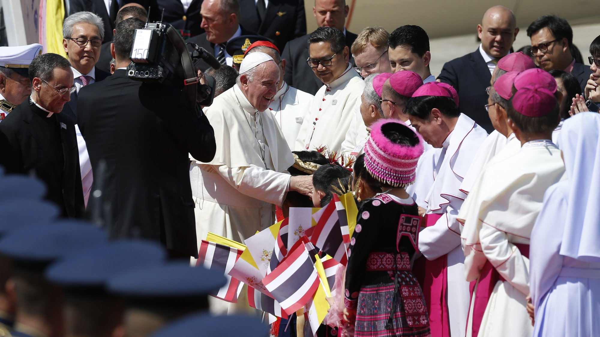 Pope Francis arrives at Military Air Terminal 2 in Bangkok Nov. 20, 2019. The pope is visiting Thailand and Japan Nov. 20-26. (CNS photo/Paul Haring)