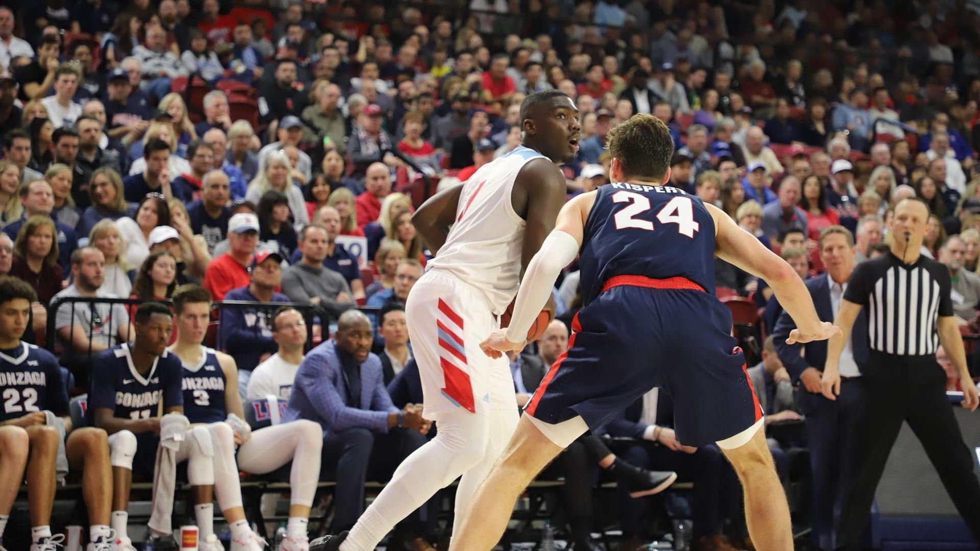 Eli Scott scored 20 points in LMU’s loss to No. 1 Gonzaga on Jan. 11 before 3,534 at Gersten Pavilion. (LMU Athletics)
