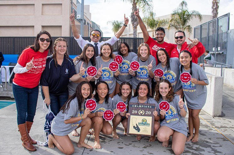 La Salle’s girls’ water polo team celebrates its first-ever CIF-SS title Feb. 22. (La Salle High School)