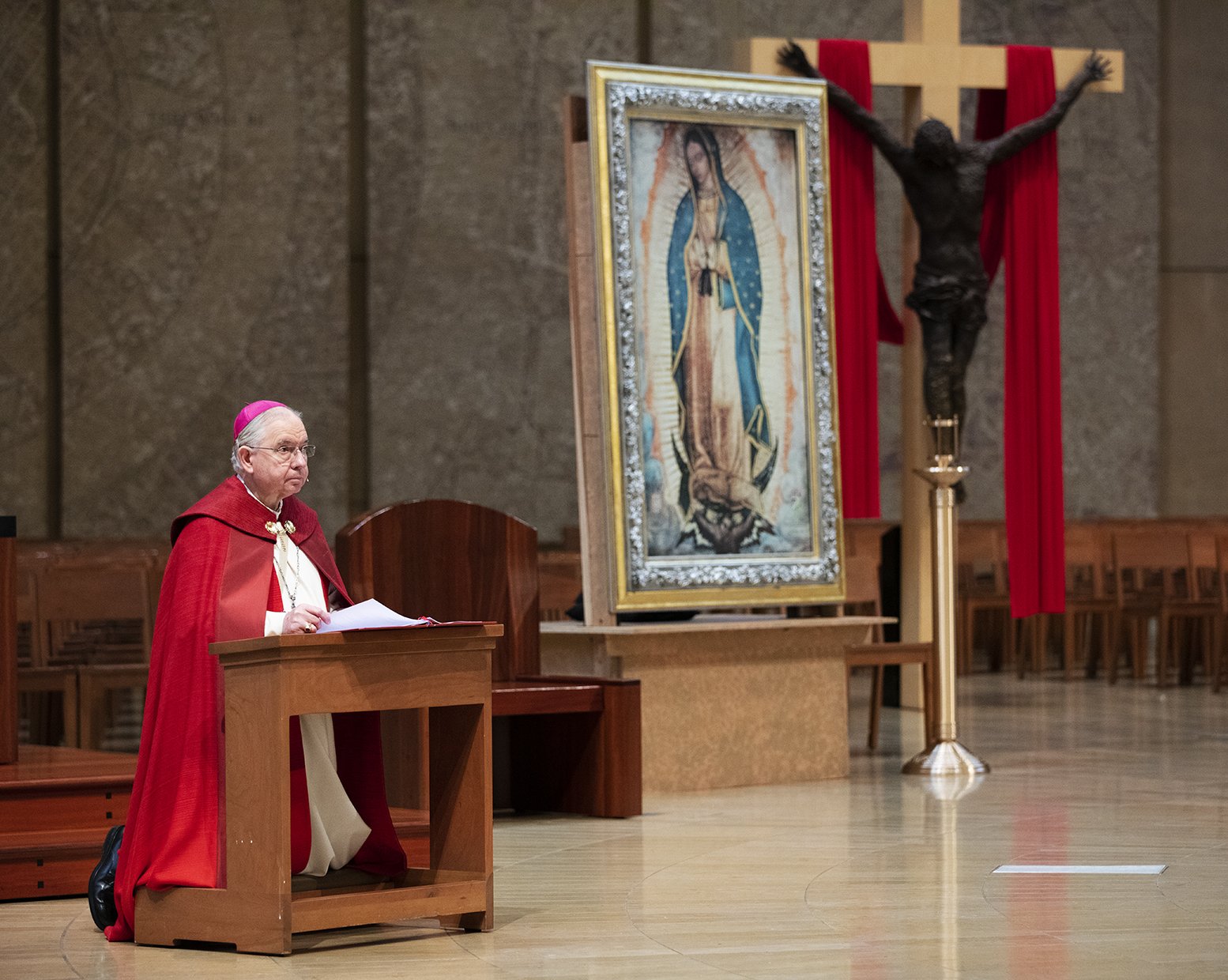 Archbishop Gomez prays during the national call to prayer on Good Friday, April 10, 2020. (Victor Alemán)