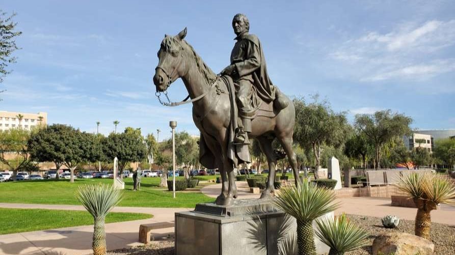 Statue of Fr. Eusebio Kino in Phoenix, Arizona. (Jon Kraft via CNA)