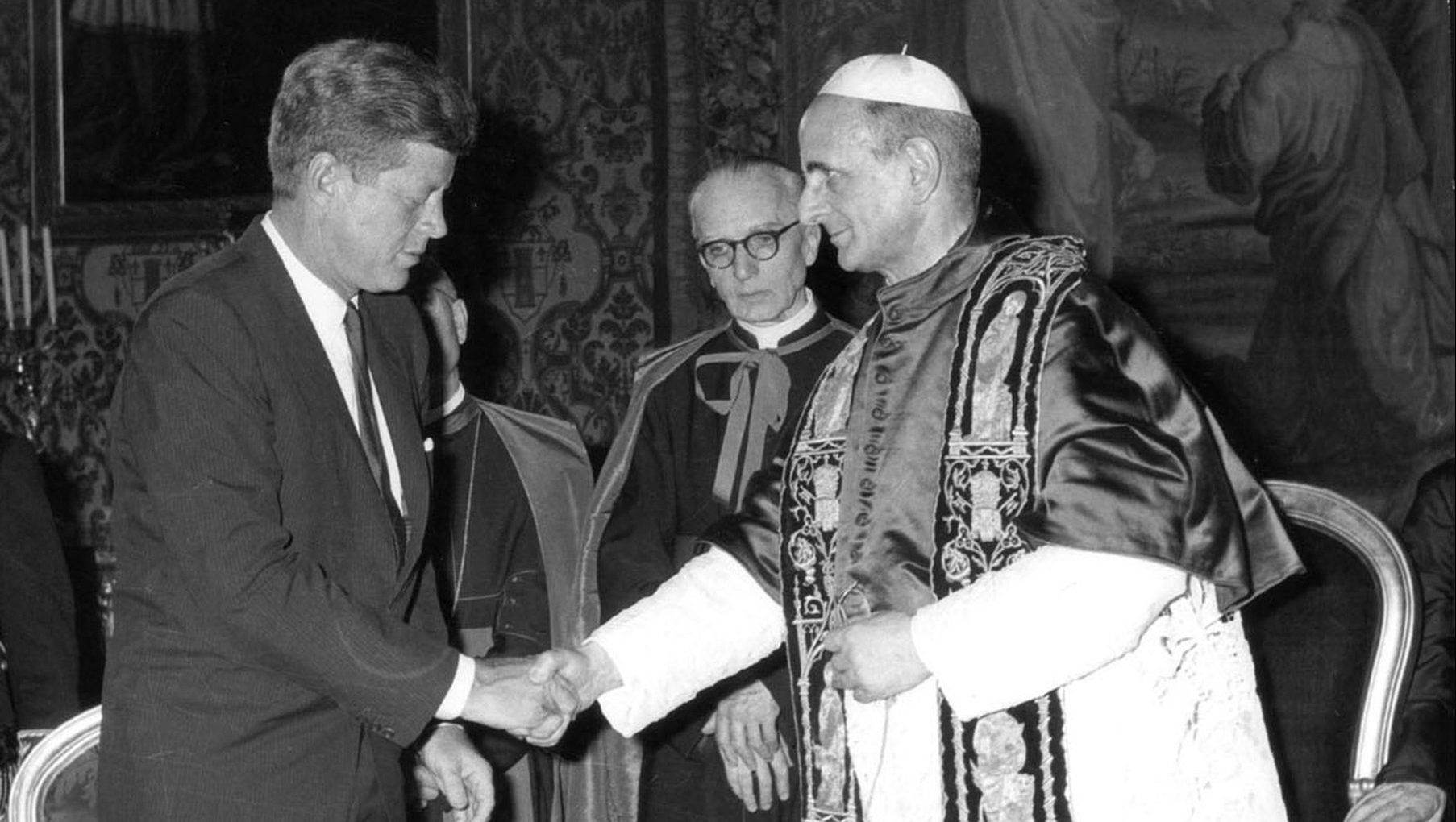 President John F. Kennedy shakes hands with Pope Paul VI at the Vatican July 2, 1963. (CNS file photo)
