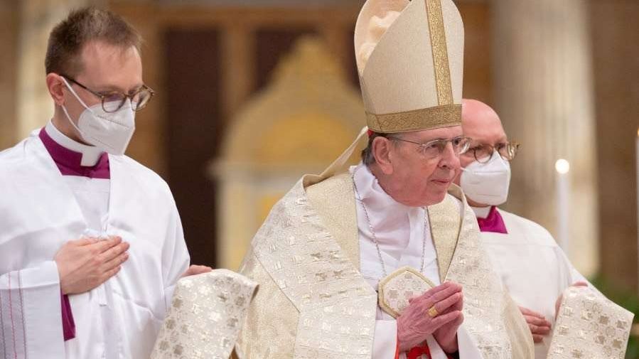 Cardinal Kurt Koch presides at vespers at the Basilica of St. Paul's Outside the Walls Jan. 25. 2021. (EWTN-CNA Photo/Daniel Ibáñez/Vatican Pool)