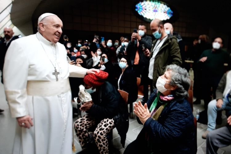 Pope Francis marks name day with Rome’s poor receiving COVID-19 vaccine. (Vatican Media)