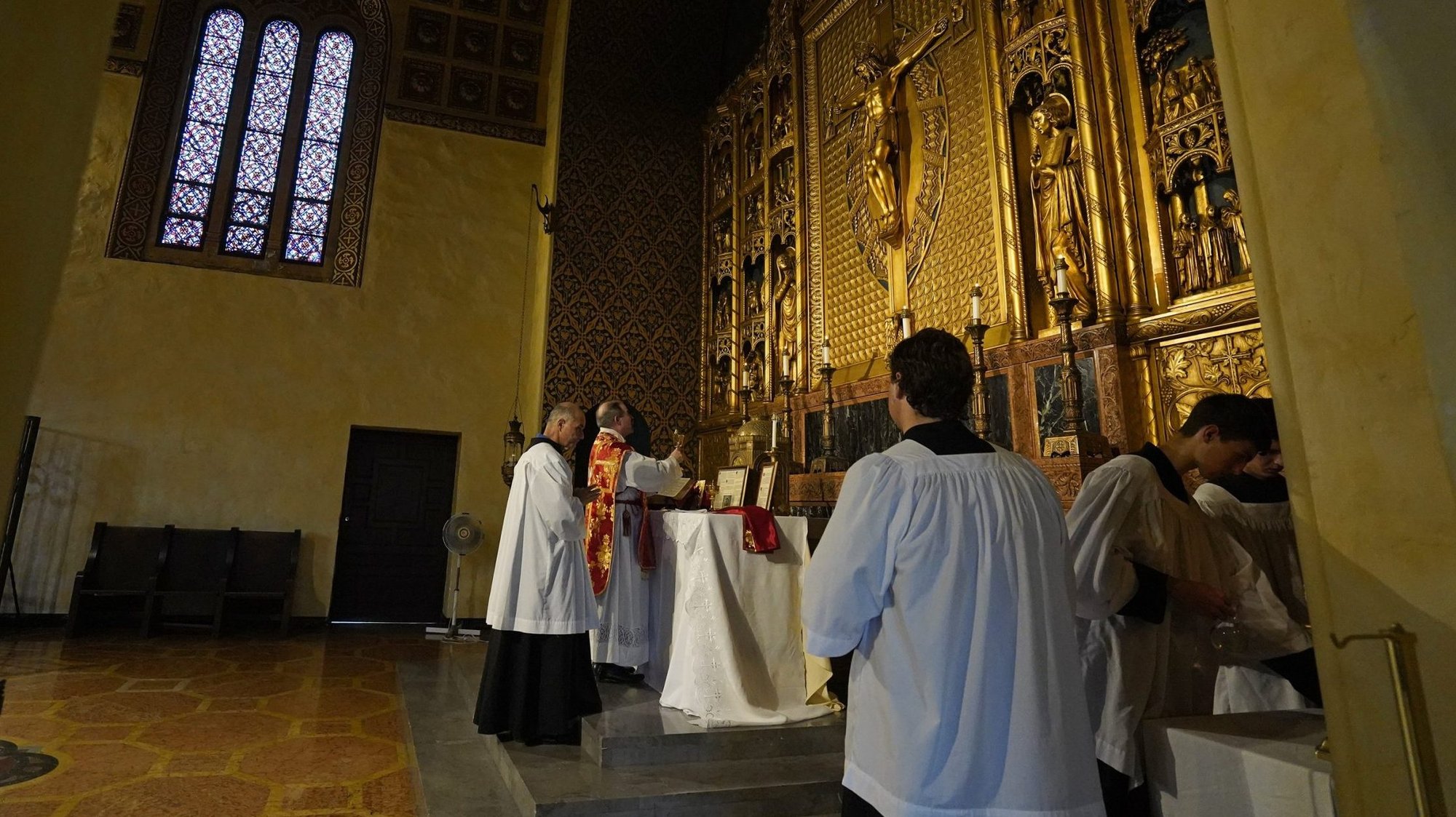 Father Richard Munkelt celebrates a traditional Latin Mass July 1, 2021, at Immaculate Conception Seminary in Huntington, N.Y. (CNS photo/Gregory A. Shemitz)