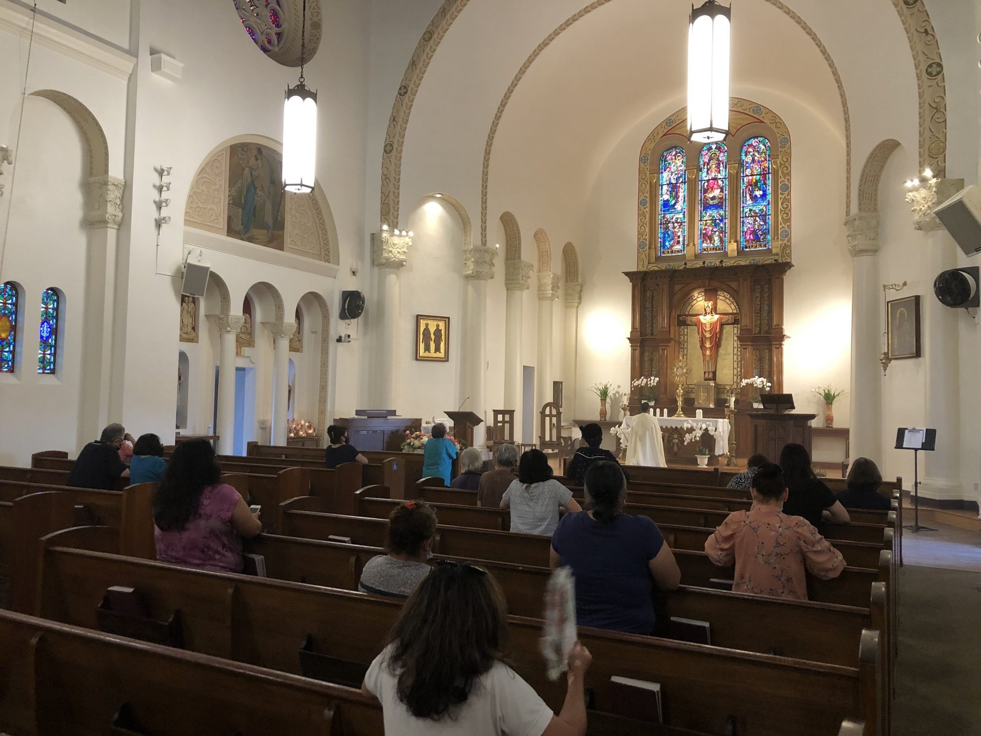Father Juan Ochoa leads worshippers in prayer during the 40 hours of adoration at Christ the King Church in Hancock Park, one of the 22 churches chosen as pilgrimage sites. (Archdiocese of LA)